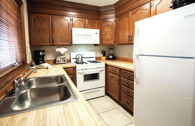 Sunburst Condominiums - Photo 13