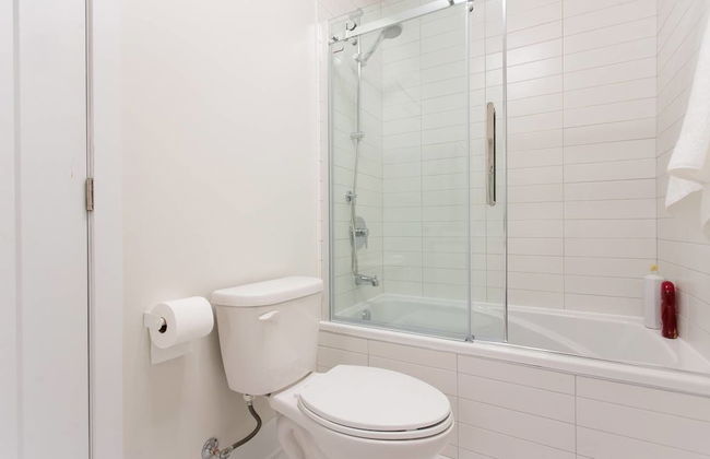 Perfect 2 Bdr, 2 Bath Landing for the Family - Foto 29