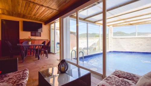 VILLA Elisabeth con Piscina Climatizada Chimenea y Terraza - Foto 1