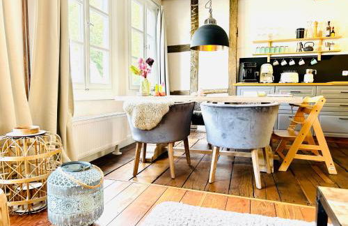 Mond Im Herzen von Monschau - Foto 34