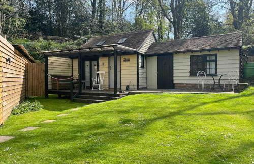 Muntjac Lodge, a cabin in heart of Chorleywood - Foto 1