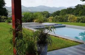 Maison basque moderne avec piscine chauffée et vue - Foto 18
