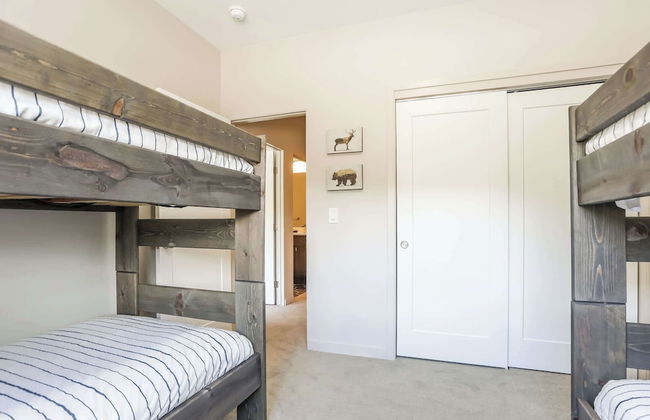 Granby Colorful Adventures Breathtaking Views! - Photo 4