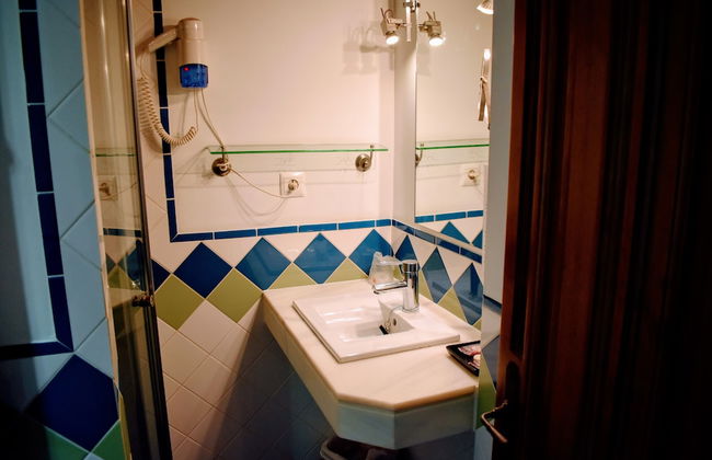 Apartamentos Turísticos Alhambra - Photo 34