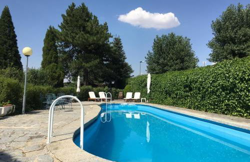 Villa Aurelia - Casa de campo con jardín y piscina entre Madrid y Segovia - Photo 35