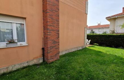 Chalet Adosado con jardín - Foto 13