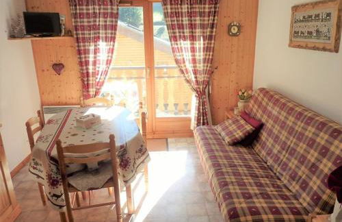 Appartement 2 pièces avec balcon, parking - Secteur calme - FR-1-573-66 - Foto 1