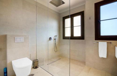 Bungalow Villa Gadea - Photo 28