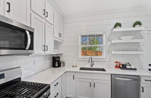 Newly renovated home near Derby - Foto 16