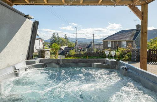 Long Stays, Hot Tub, 3 Bedroom, Unique Getaway, Sleeps 6, Car & Van Parking - Foto 44