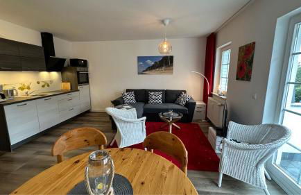 Gemütliche FeWo mit Balkon nahe der Ostsee - 2 Schlafzimmer - Foto 3