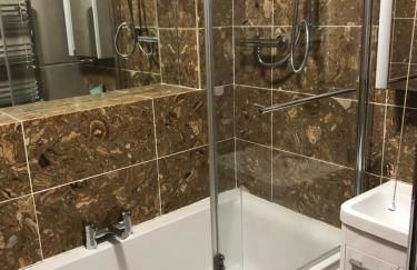 Central Lisburn Duplex Apartment No Parties - Foto 37