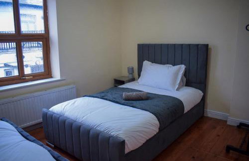 3-bedroom house for contractors in Birstall, Leeds - Foto 41