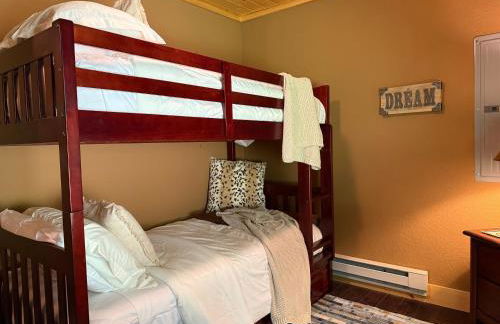 Tree Top Mountain Lodge - Photo 44