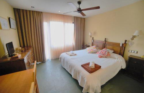 CASA LAS 7 CEPAS moderna y acogedora en plena naturaleza - Foto 26