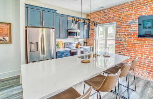 Chic Historic Loft in Downtown ILM - Foto 21