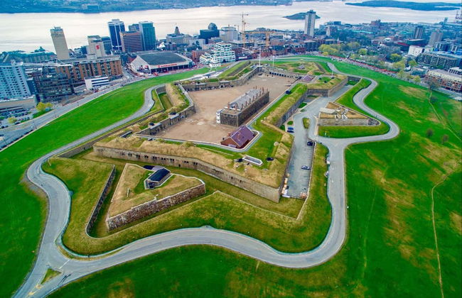 Halifax and Peggy's Cove Tour - Photo 4