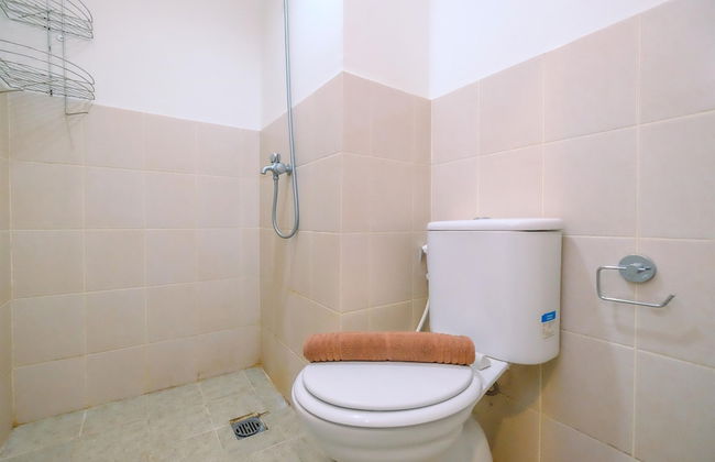 Homey and Restful 2BR Podomoro Golf View Apartment - Foto 16