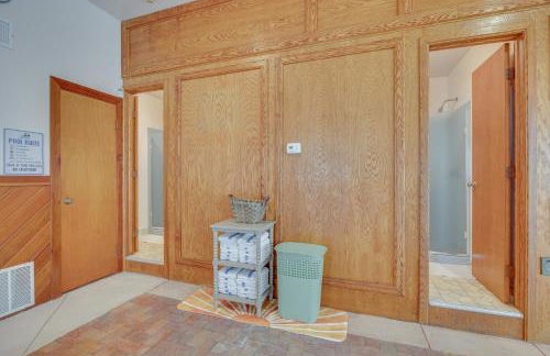 Stunning Calhan Home with Indoor Pool! - Foto 32