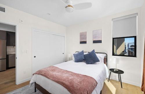 Stylish 2 Bedroom King Bed EVCharger Pet-Friendly Balcony - Foto 16