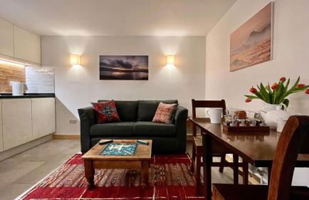 Cambrian Cottages - Charming Countryside Barn - Photo 15