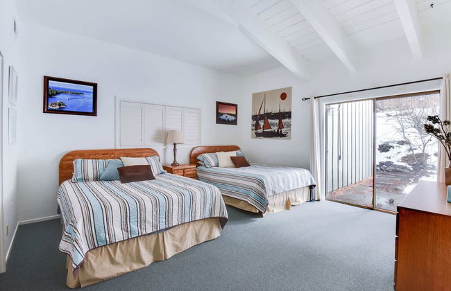 Waters Edge Vista HOA Pool & Pier Access - Foto 5