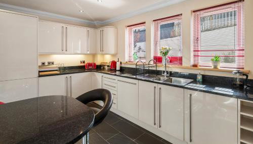 Stunning Sea Views - Luxury 4BR Beach House - Foto 3, dishwasher