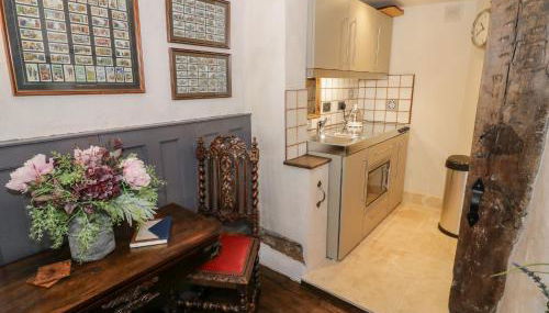 The Old Paper Shop - Photo 5