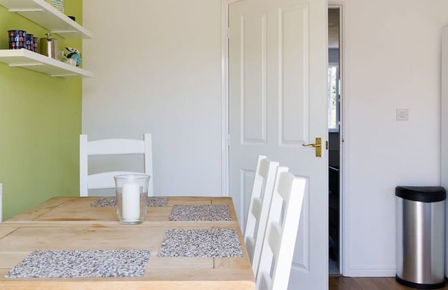 Newly Refurbished Seaside Escape - 5 Mins to Beach - Foto 10