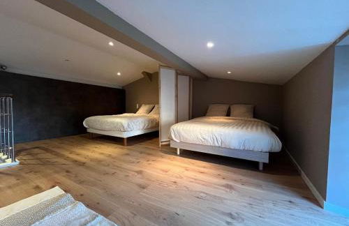 Charmante maison en pierre, avec terrasse et jardin privé - Photo 3