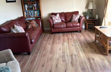 Moneydarragh Cottage with uninterrupted mountain and sea views- Hot tub available for hire at extra cost - Photo 5