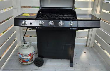 Low Country Cottage in Beautiful Habersham - Photo 16