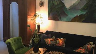 LOFT D ARTISTES AVEC PATIO AU PORT DE NICE - Photo 2