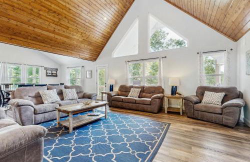 Stunning Lakeview Home Game Room Dock Hot Tub - Foto 6