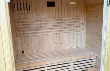 Luxury 3 Bedroom Welsh Valley Retreat With Superfast Wifi - Photo 31