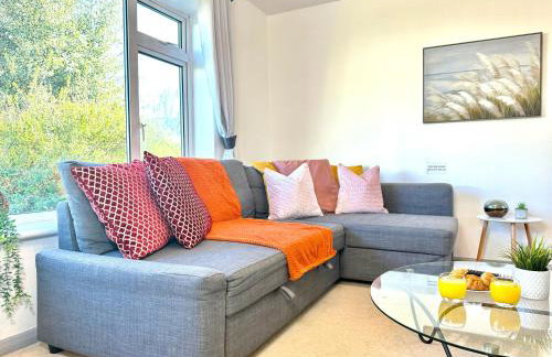 3-Bedroom spacious House, Private garden, Prime location, WiFi, Netflix - Foto 39