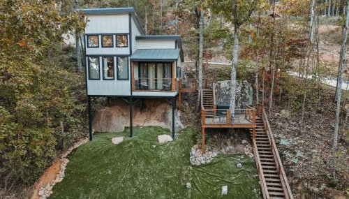 The Evergreen Treehouse with Winter Views - Foto 4