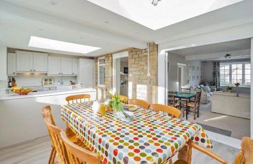 East Cottage - Photo 3