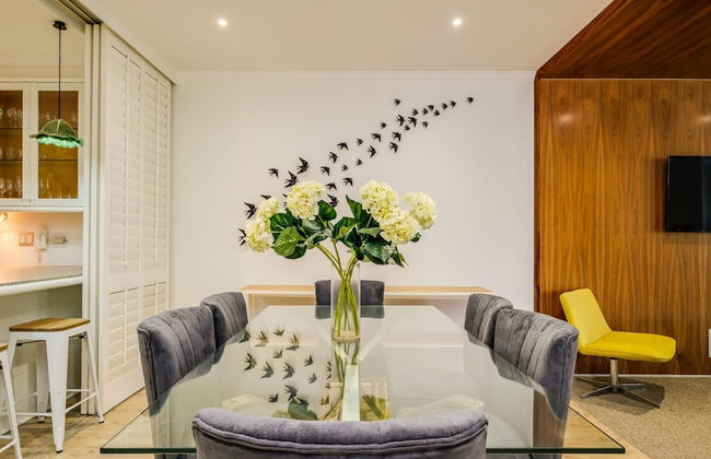 Contemporary Apartment Close to the Radisson Majolica - Photo 11