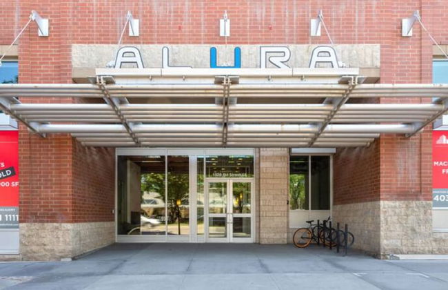 Modern DT Condo Balcony Parking Gym Hot Tub - Foto 57