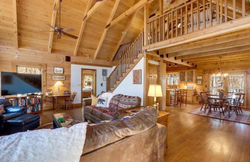 Family-Friendly Jasper Cabin with Deck! - Foto 6