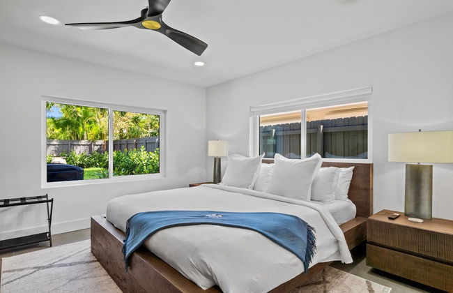 Stunning Poolside Luxury Retreat - Foto 7