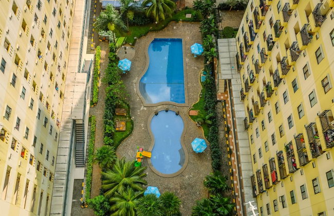 Cozy And Warm 2Br At Kebagusan City Apartment - Photo 19