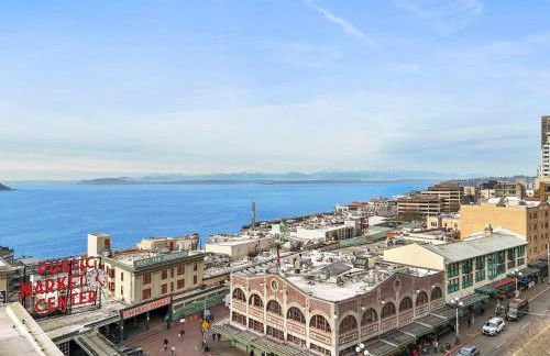 Luxury, ocean view Condo with deck and indoor pool - Foto 12