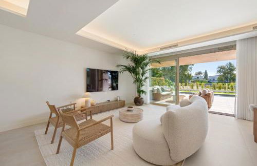 Benalus 4-Bedroom Duplex in Golden Mile - Foto 26