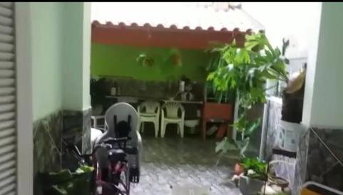 Casa 15 pessoas, garagem e churrasqueira - Foto 3