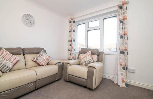 Spacious two bed house with parking and garden - Foto 2