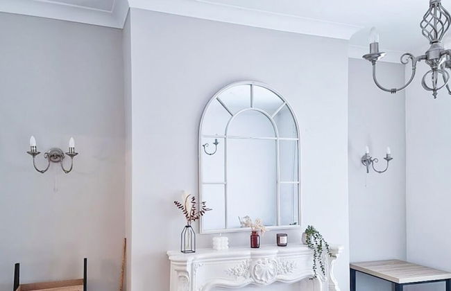 White Cozy House With Pool Table Game Room - Photo 1