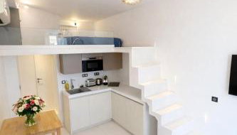 Studio à louer au cœur du Carré d or à Nice, rue Dalpozzo à 150 mètres des plages - Foto 1