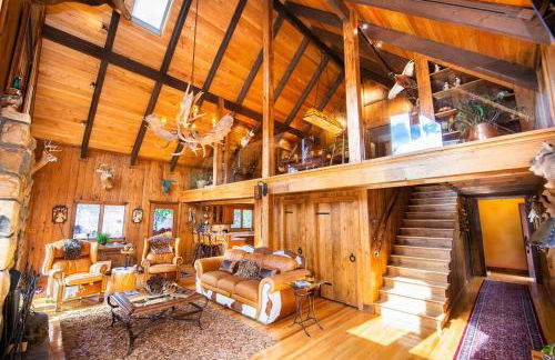 LUXURY!! Hot Tub, Pool Table, River & Petting zoo? - Foto 10